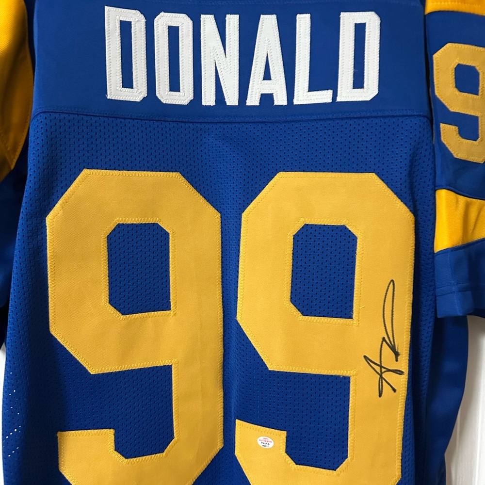 Los Angeles Rams Aaron Donald Jersey Autographed